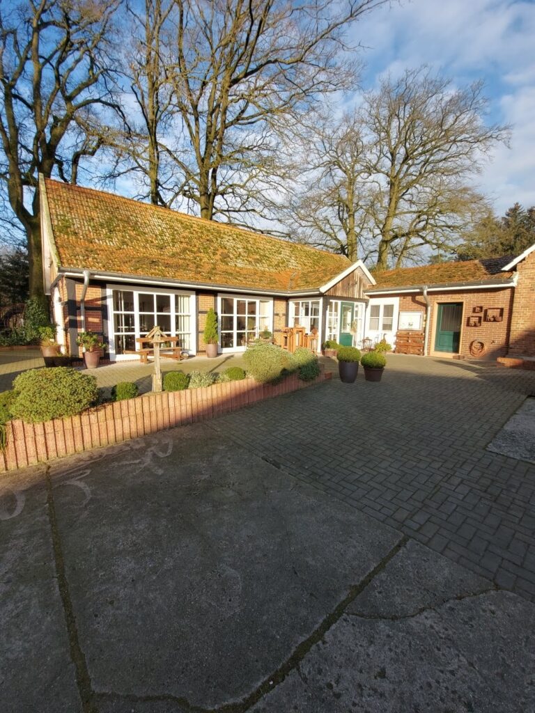 Cafe_Ansicht Hof_1